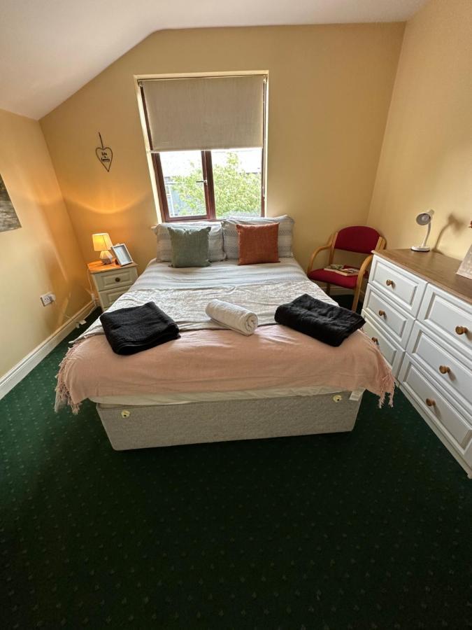 Edwards Cosy B&B Galway Buitenkant foto